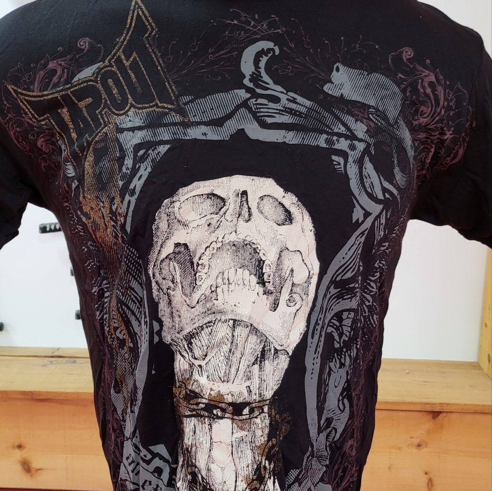 NWT TapOut Condemned Design Size Large 100% Cotton